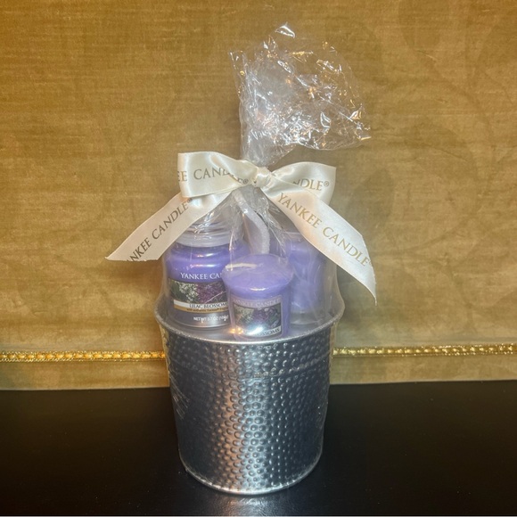 Yankee Candle Other - Yankee Candle Lilac Blossoms 3pc Gift Set 3.7oz Jar 2 Votives Glass Bucket New